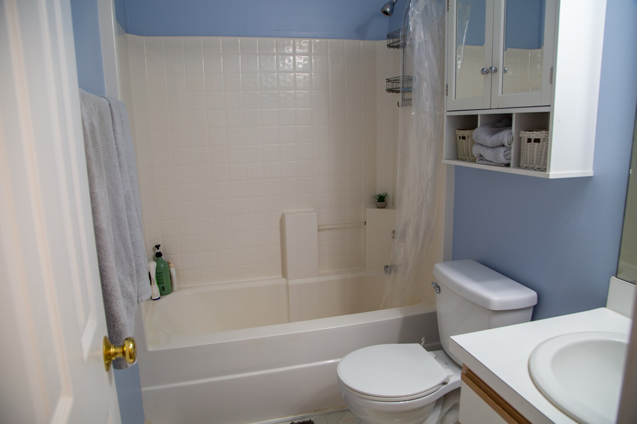 Building Photo - 2723 Sterling Park Dr