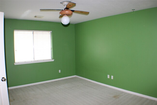 Building Photo - 12231 Ashford Park Dr