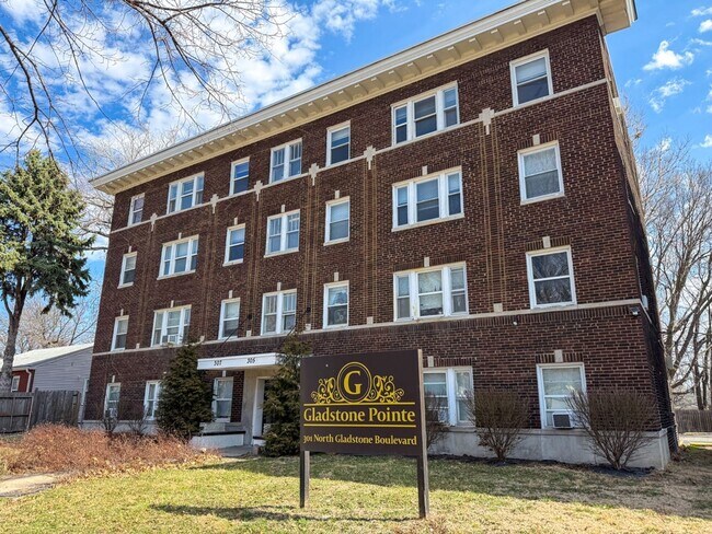 Building Photo - $850 Lofts In Kansas City!