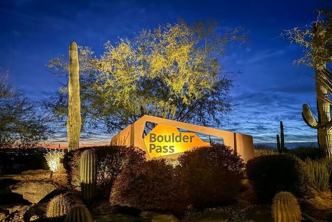 Building Photo - Beautiful home in Gated Dove Mountain Comm...