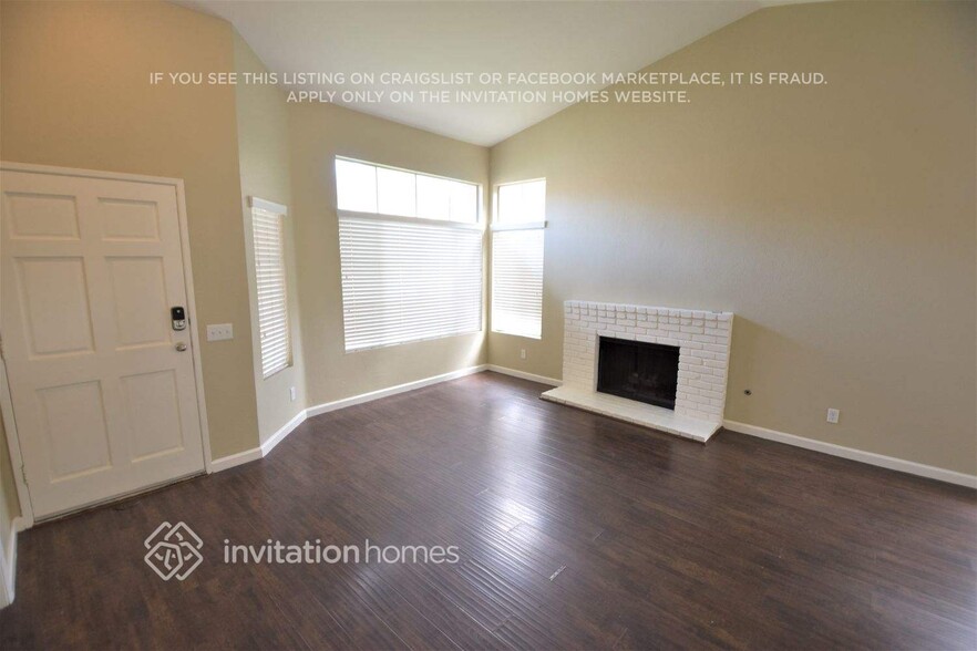 Building Photo - 41890 Skywood Dr