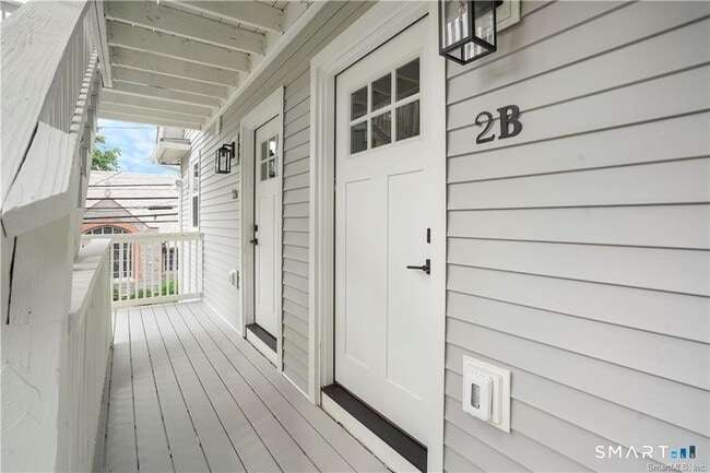 Building Photo - 174 Coram Ave
