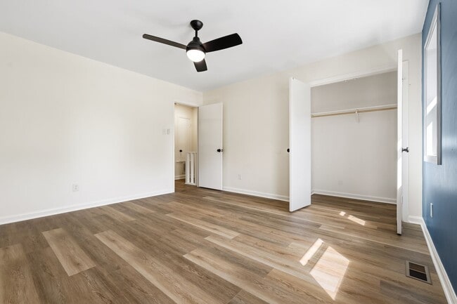 Building Photo - 2509 Stadium Dr