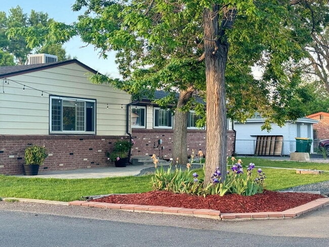 Building Photo - 14195 W 50th Ave