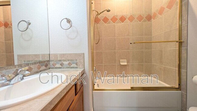 Building Photo - 2795 Stonewall Heights