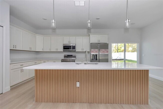 Building Photo - 13257 SW 73rd Ave Rd