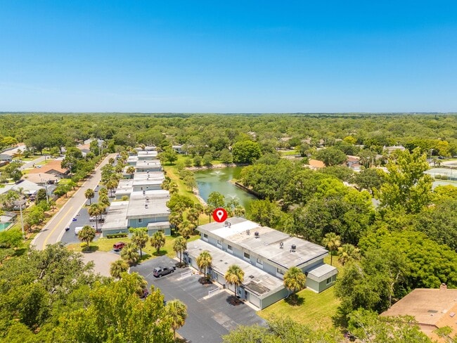 Building Photo - WATERFRONT TRAILS TOWNHOME