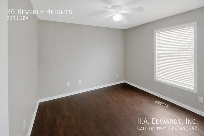 Building Photo - 30 Beverly Heights