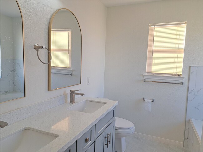 Building Photo - 13134 Stratford Skies Ln