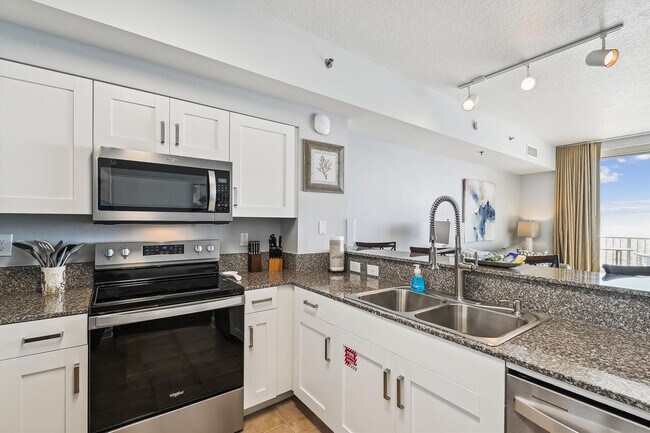 Building Photo - 104 Gulfside Ct