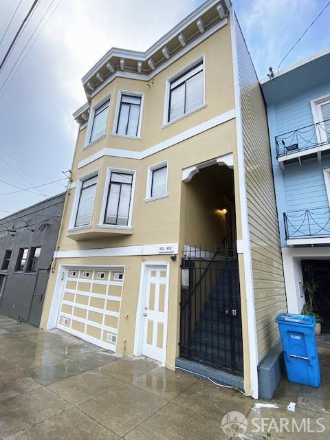 Building Photo - 2385 18th Ave