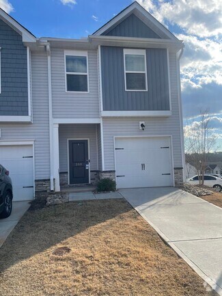 Building Photo - Lovely 3 bedroom 3 Bath Lovely  Townhome i...