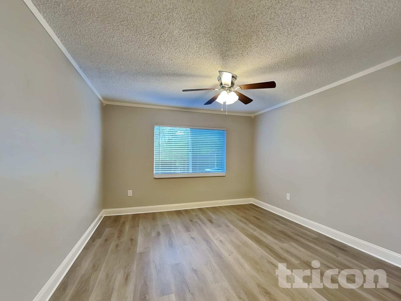 Building Photo - 1455 Marigold Dr