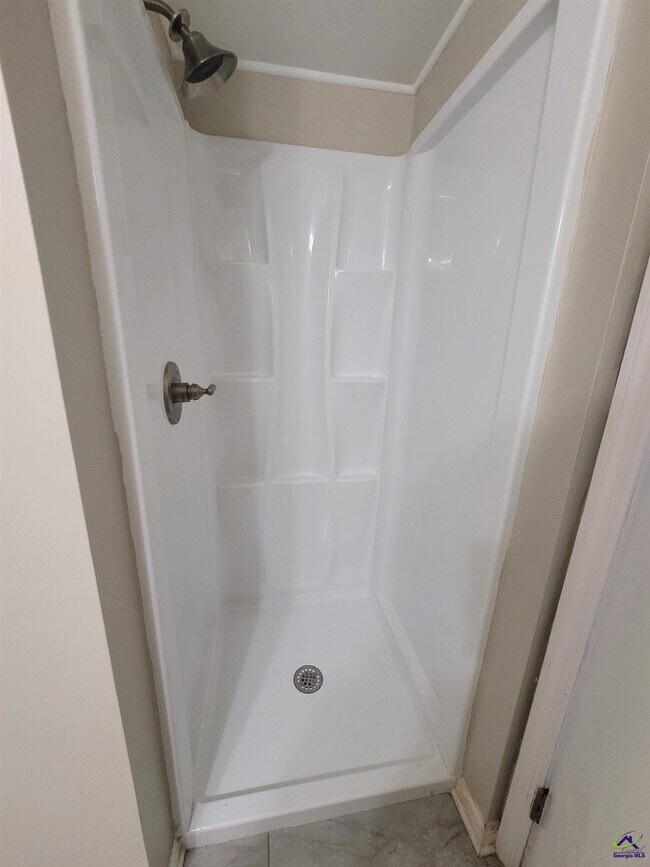 Building Photo - 2989 King Alfred Dr