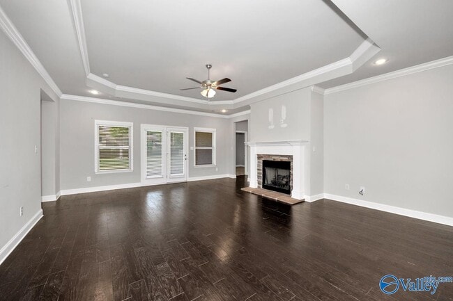 Building Photo - 207 Blackwood Dr NW
