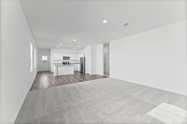 Building Photo - 8742 Vacek Xing Wy