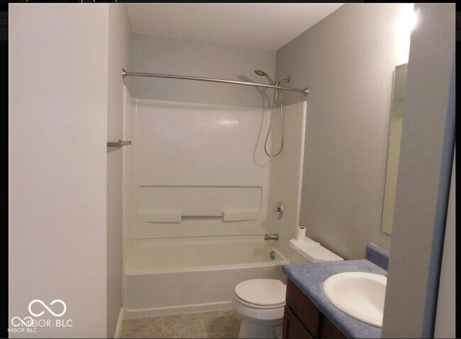 Building Photo - 13203 United Dr