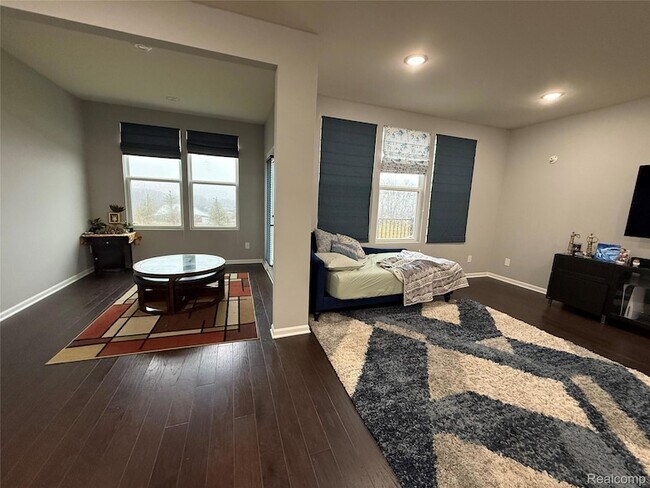 Building Photo - 4811 Broomfield Way