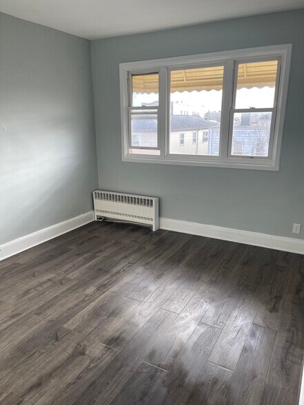 APT 2 - 53 Terhune Ave