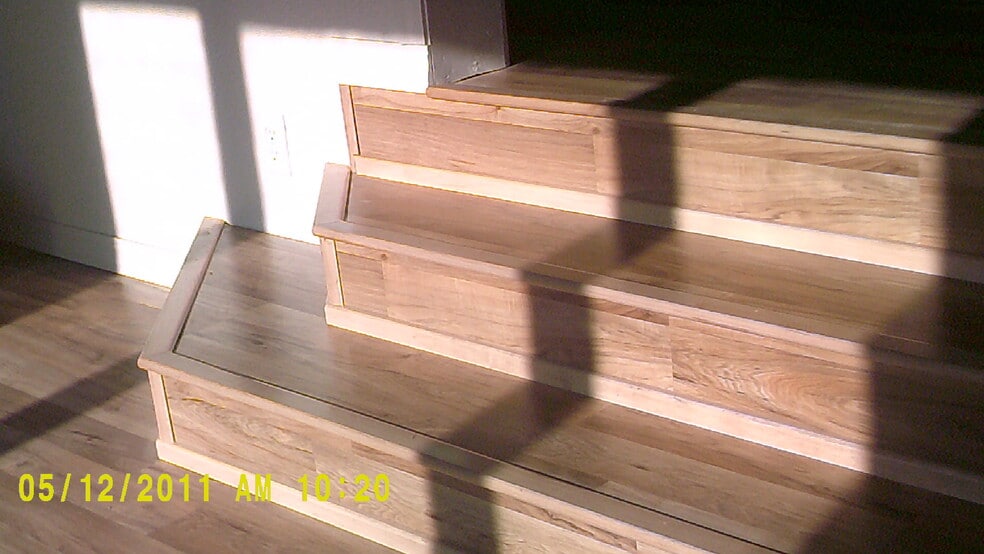 intricate detailing - 2 Meadowlark Sq