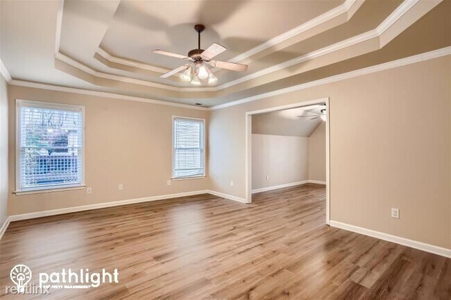 Building Photo - 4 br, 2.5 bath House - 142 Piedmont Ln UNIT