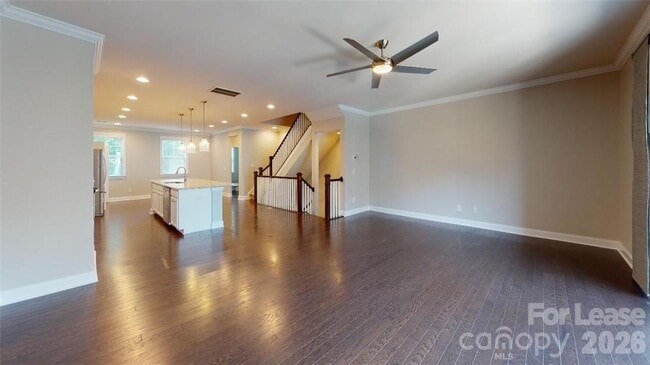 Building Photo - 1220 Madison Towns Ln