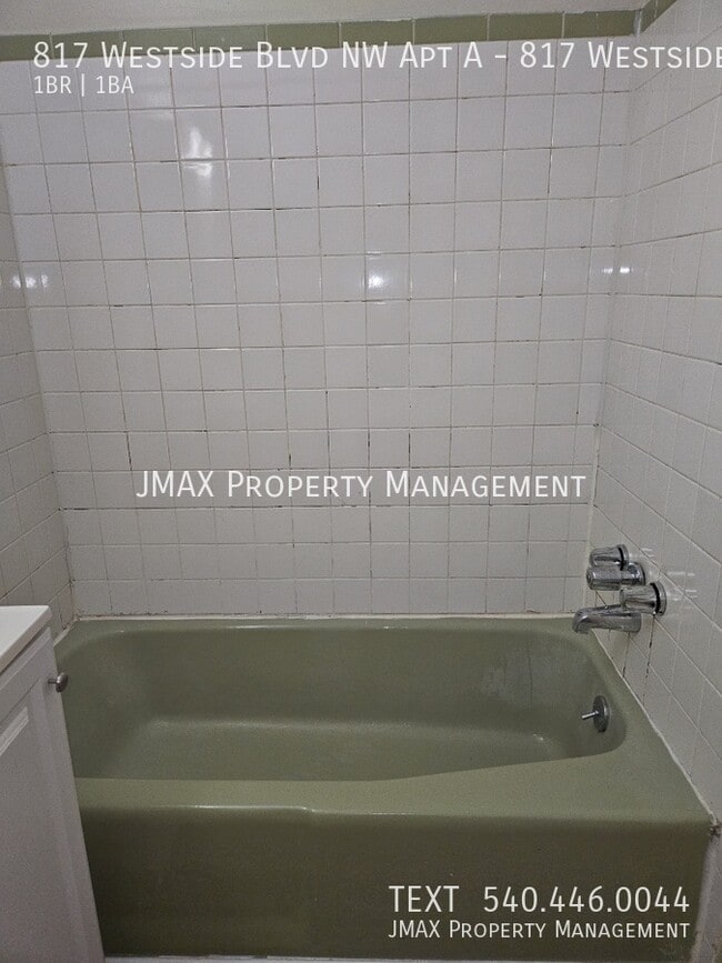 Building Photo - 817 Westside Blvd NW