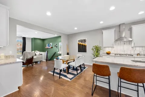 Building Photo - 47713 Hillcrest Dr
