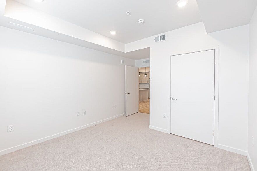 Building Photo - The Residences at Victory Ranch