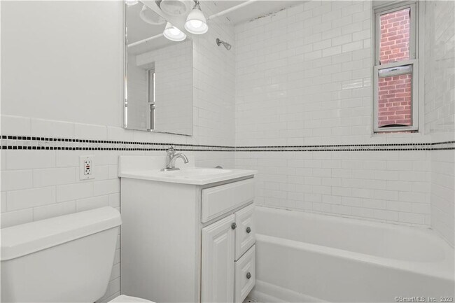 Building Photo - 70 Strawberry Hill Ave