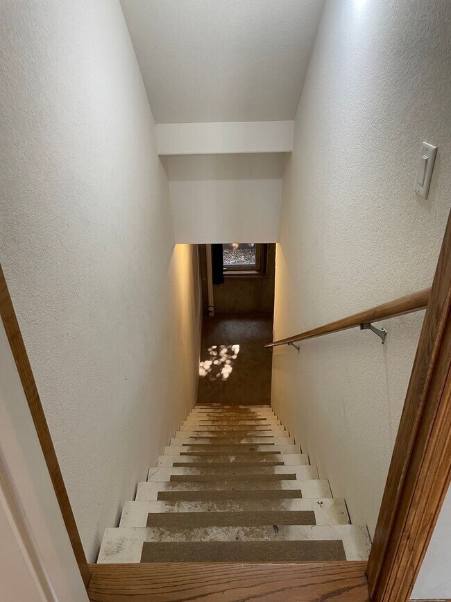 Building Photo - 3545 Big Ben Dr