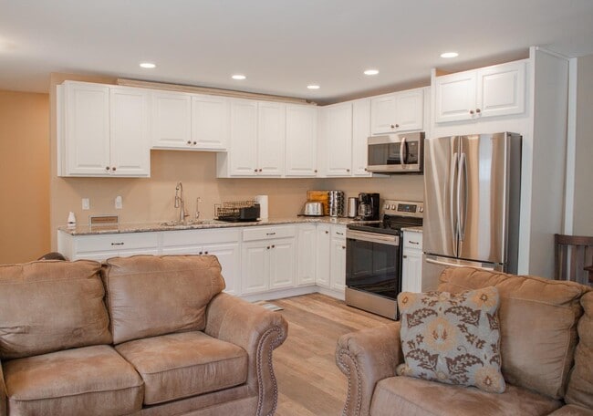 Building Photo - 2460 NY-145