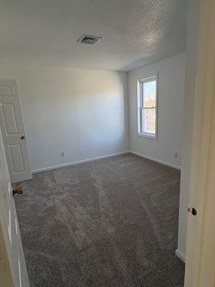 One Bedroom - 1240 Whitney Ave