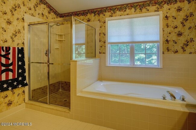 Building Photo - 6 Mulberry Ln