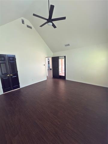 Building Photo - 2101 Tarrant Ln