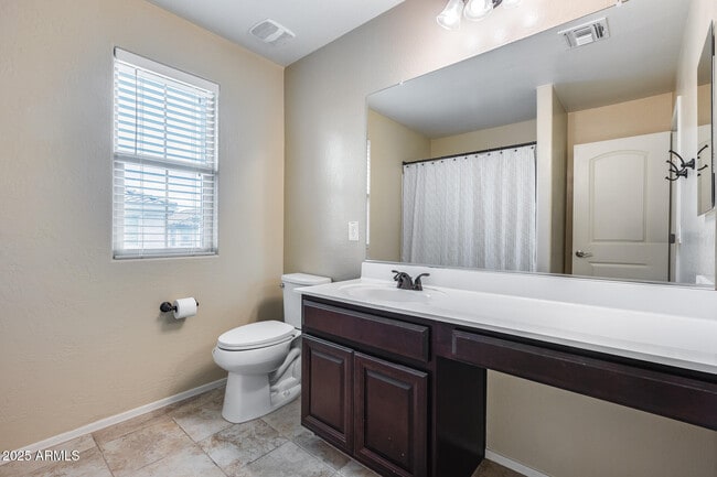 Building Photo - 6853 E Posada Cir