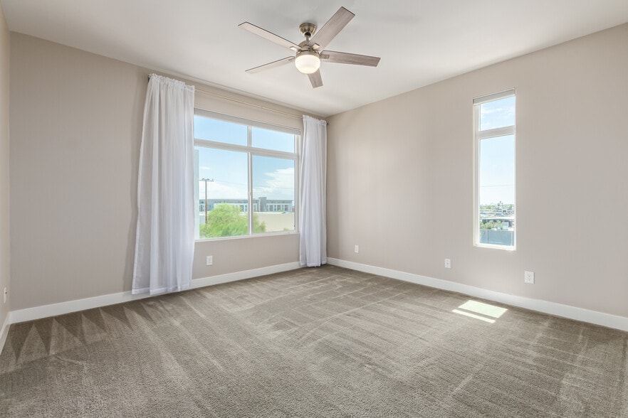 Building Photo - 3104 N 71st St