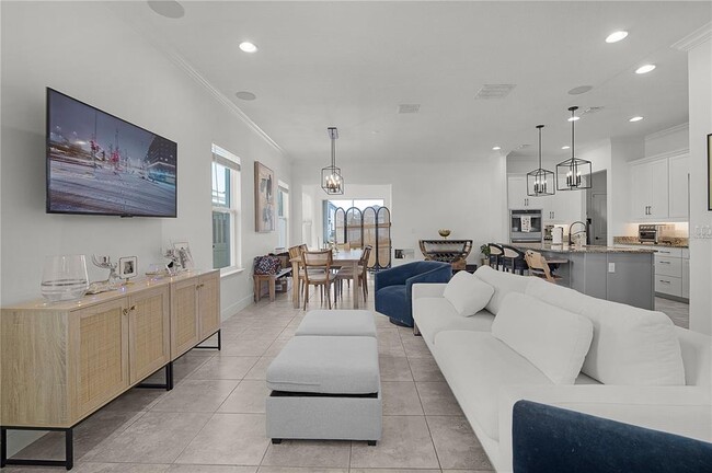 Building Photo - 15419 Uglis Aly