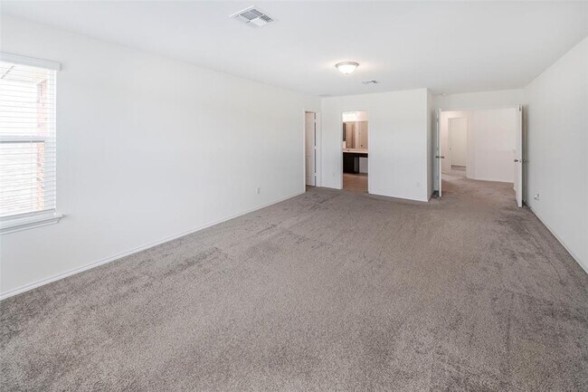 Building Photo - 1101 Arbor Acres Loop