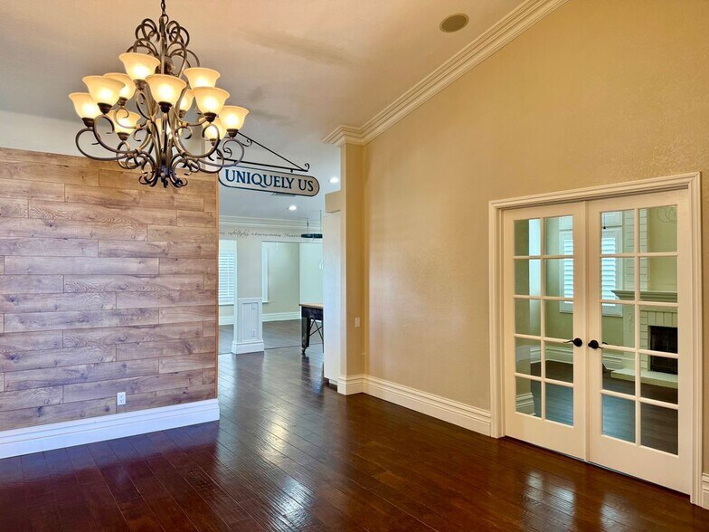 Building Photo - 28825 Corte Suerte