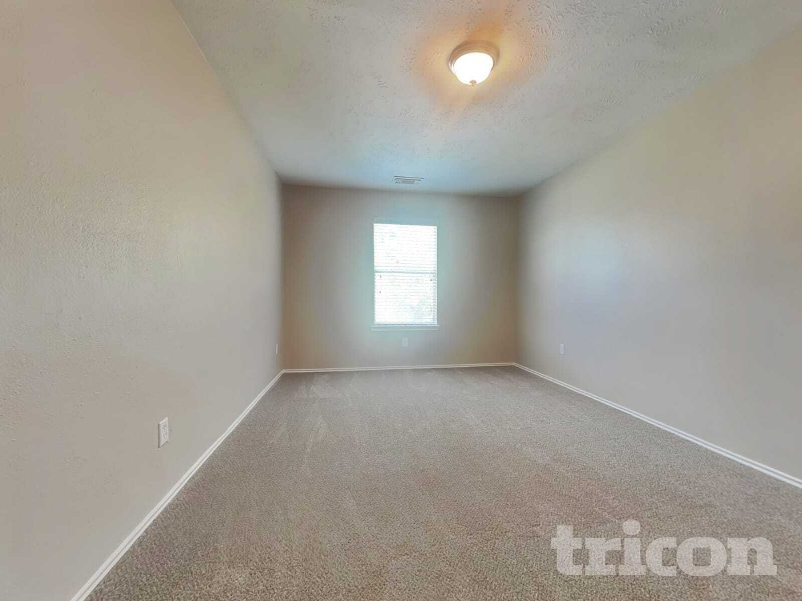 Building Photo - 16783 Fallen Timbers Dr