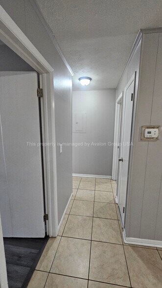 Building Photo - 9504 Evesham Rd