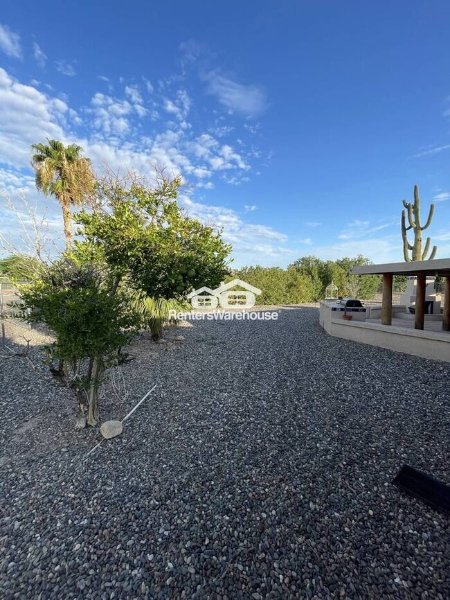 Building Photo - Your New Home, Clean and Bright 3Bd 2Ba fo...