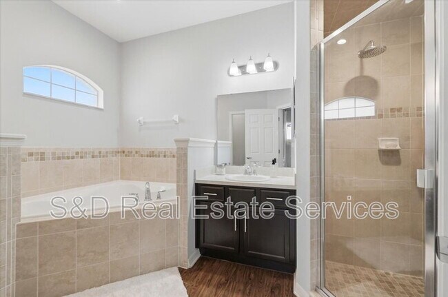 Building Photo - 3615 Peregrine Wy
