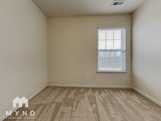 Building Photo - 2307 Crosscut Dr