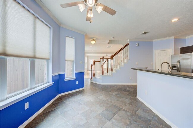 Building Photo - 5411 Kiam St