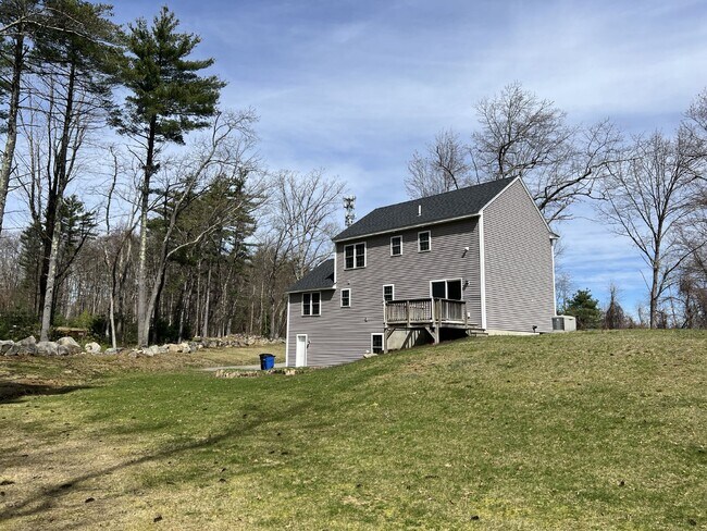 Building Photo - Welcome home!