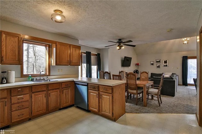 Building Photo - 267 Brier Crest Rd