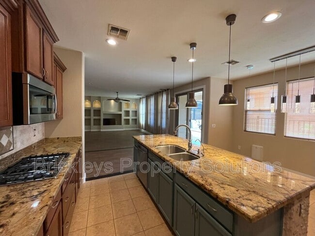 Building Photo - 20279 E Sonoqui Blvd