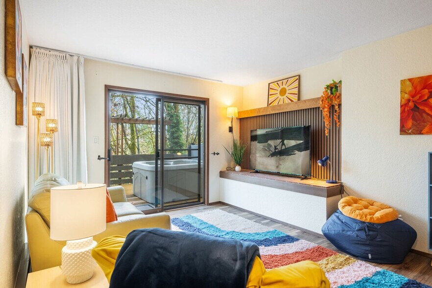 Building Photo - 5504 NE 190th St